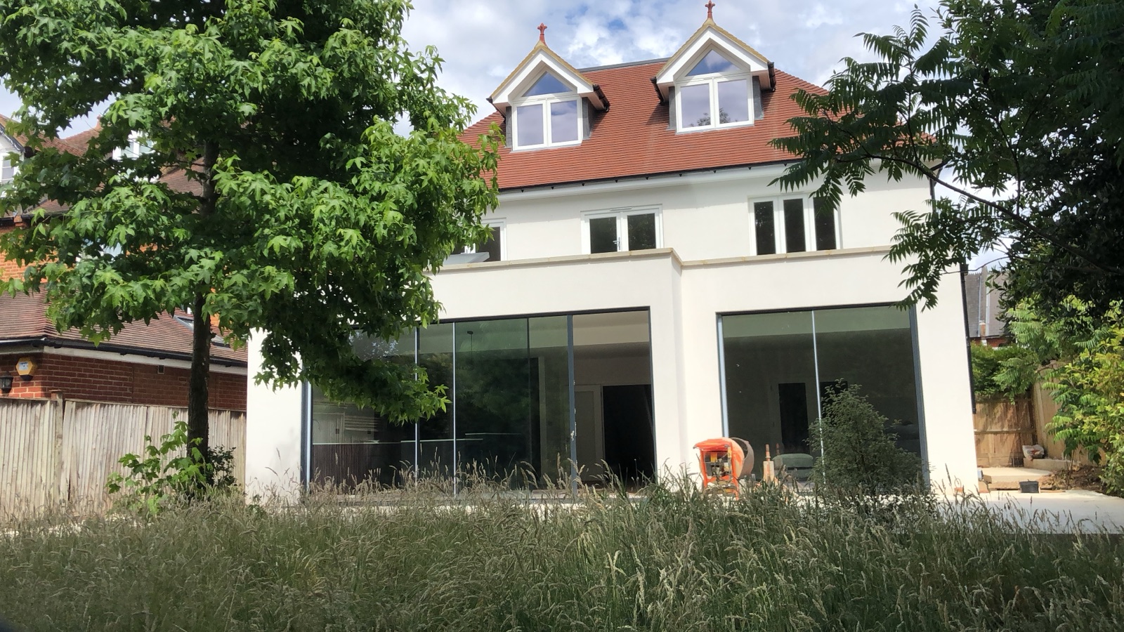 11 Cranes Park, Surbiton, KT6 — DETACHED NEW BUILD
